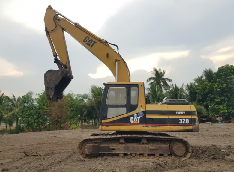 Cat320